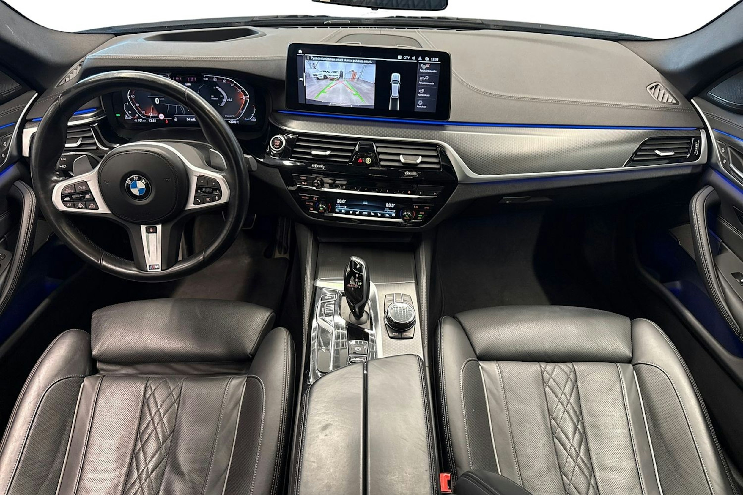 met. harmaa BMW 540 2021 kuva 9.