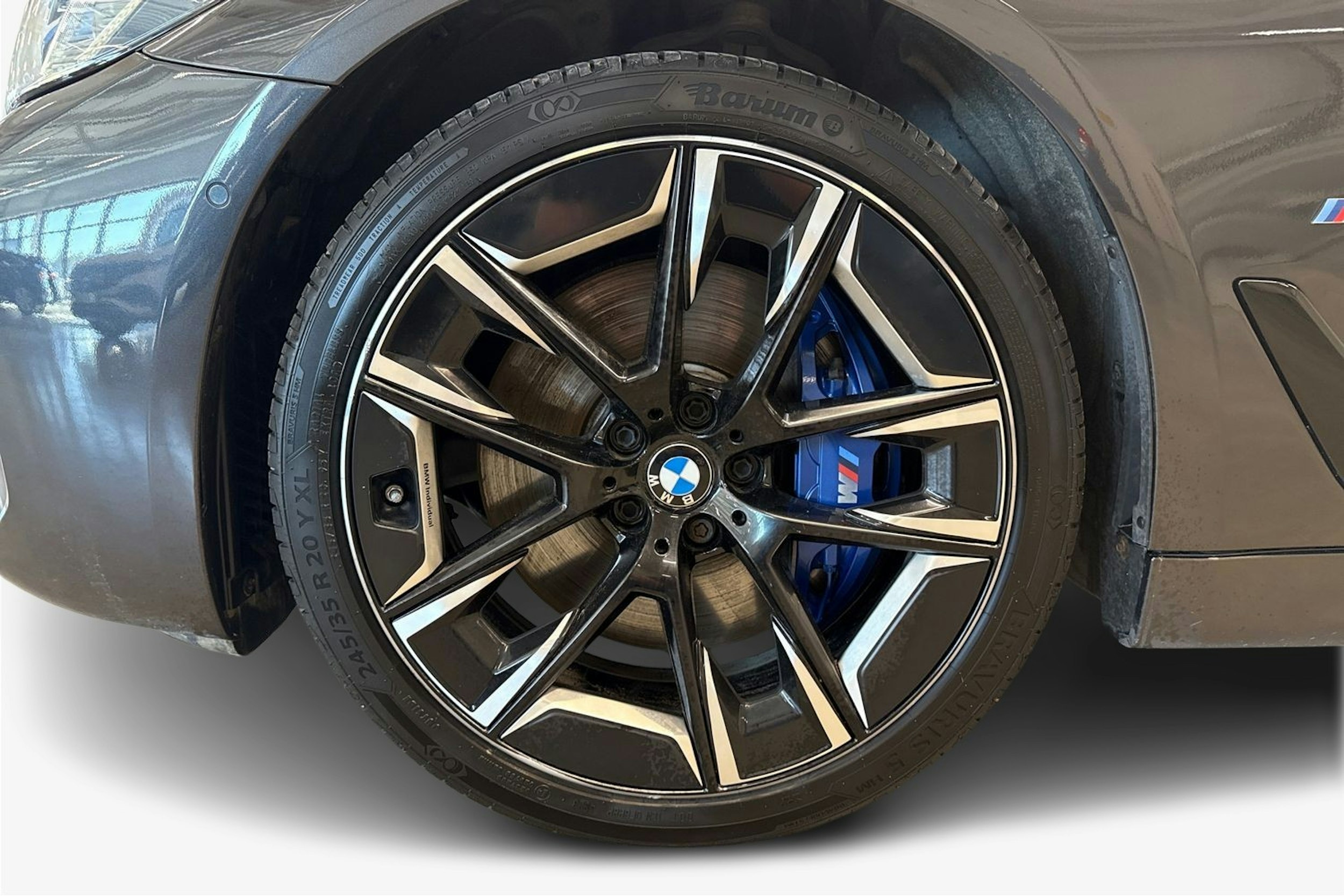 met. harmaa BMW 540 2021 kuva 11.