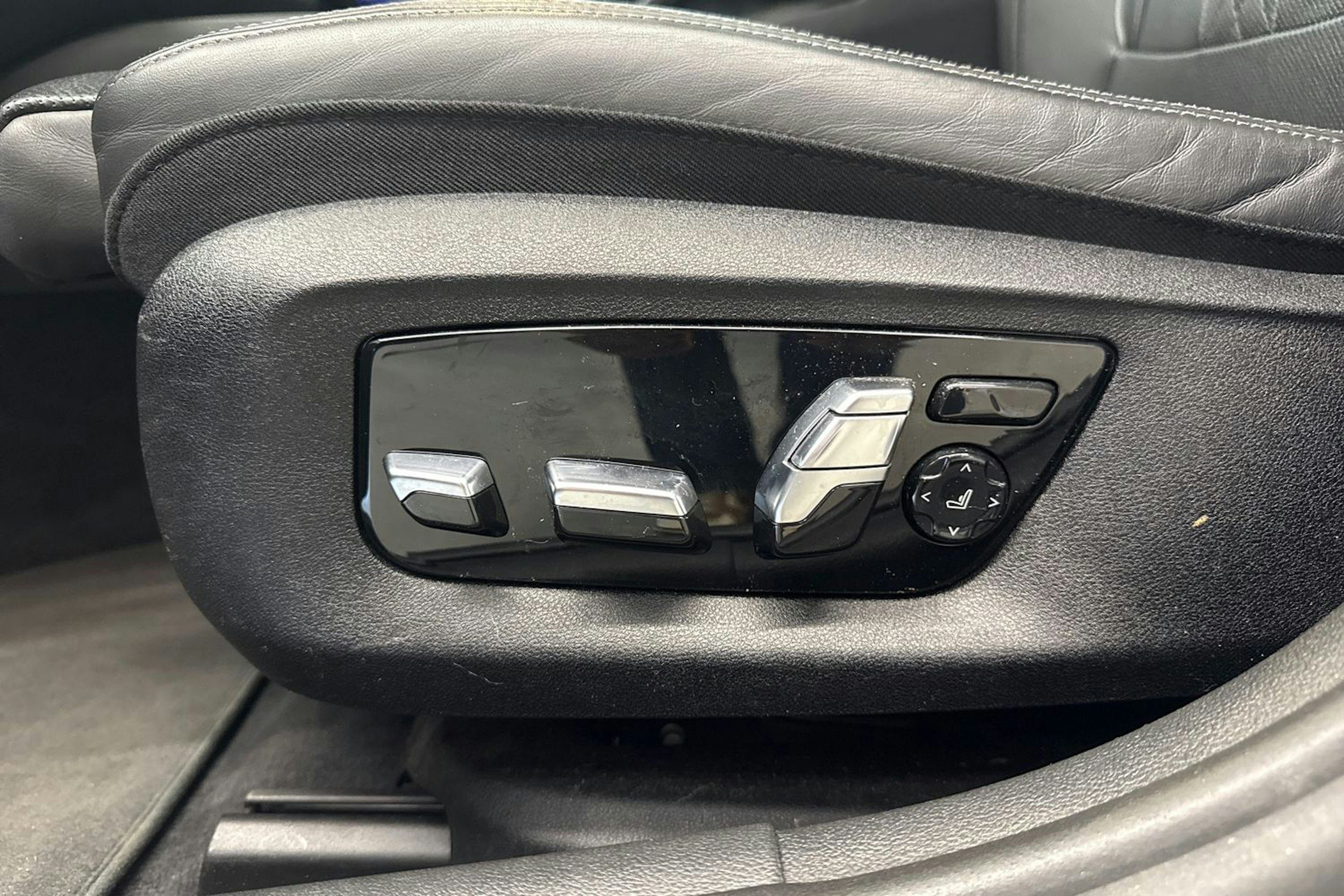 met. harmaa BMW 540 2021 kuva 27.