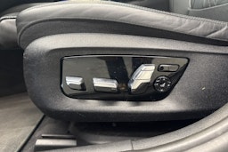 met. harmaa BMW 540 2021 kuva 27.