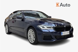 sininen BMW 545 2020 kuva 1.