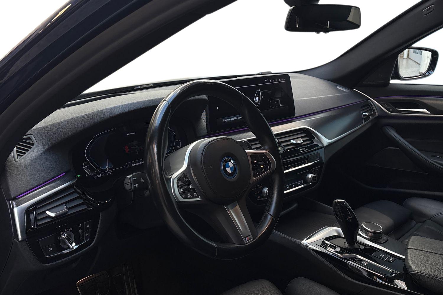 BMW 545 G30 Sedan 545e xDrive A M Sport 2022, photo 6/29