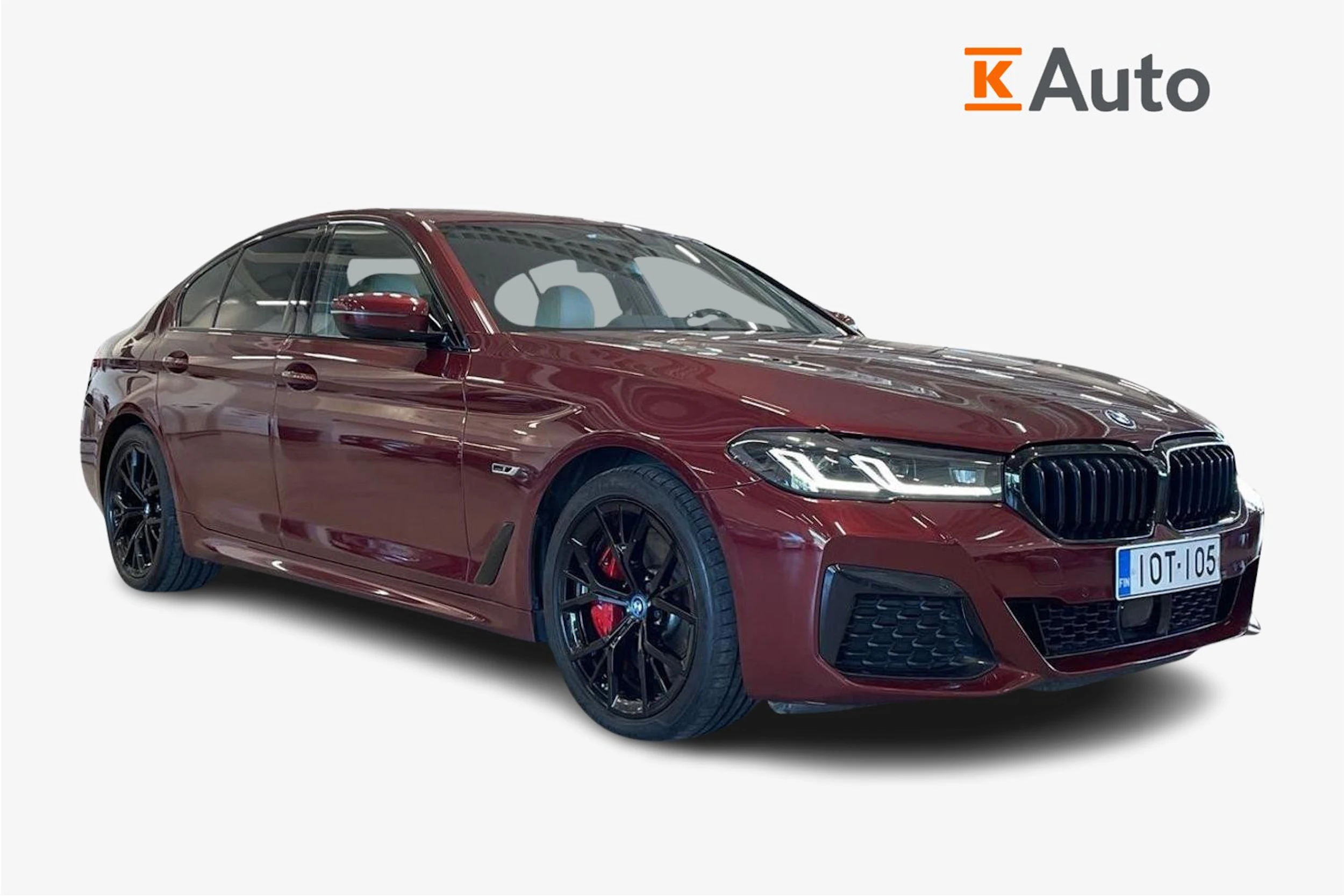 punainen BMW 545 2022 kuva 1.