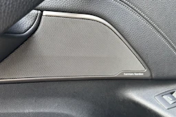 harmaa BMW 550 2017 kuva 6.