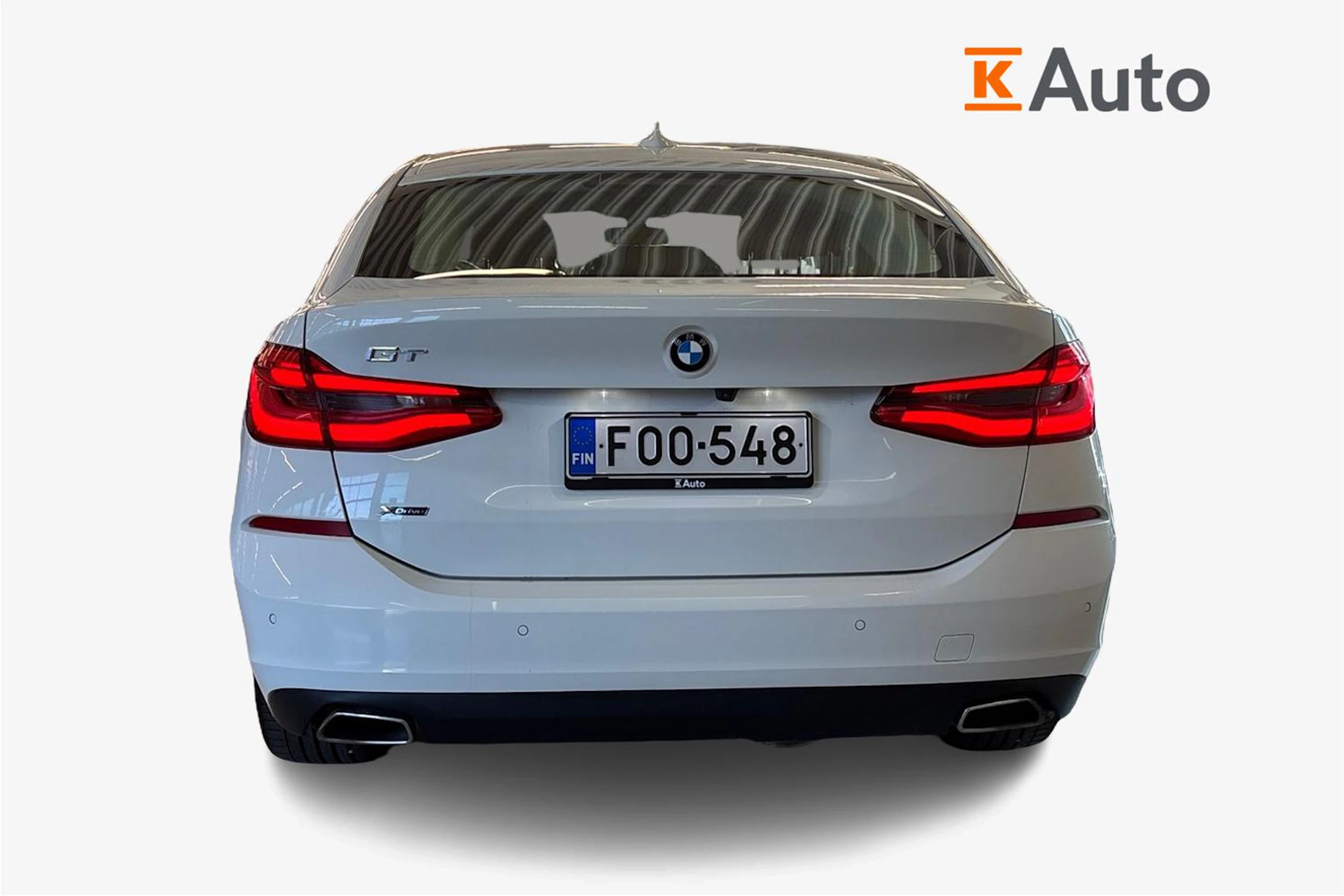 Valkoinen BMW 620 Gran Turismo 2021 kuva 3.