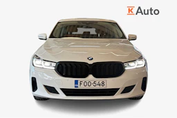 Valkoinen BMW 620 Gran Turismo 2021 kuva 4.