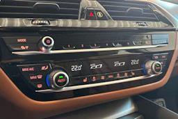 Valkoinen BMW 620 Gran Turismo 2021 kuva 18.