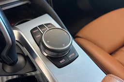 Valkoinen BMW 620 Gran Turismo 2021 kuva 19.