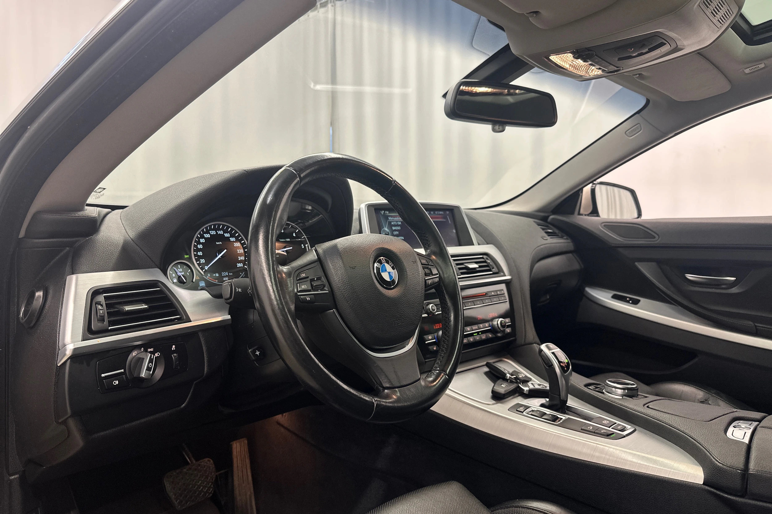 met. ruskea (beige) BMW 640 2014 kuva 13.
