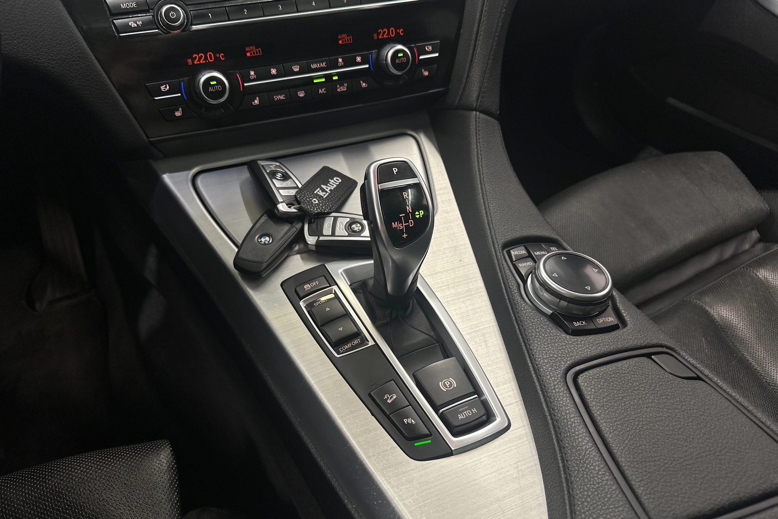 met. ruskea (beige) BMW 640 2014 kuva 20.