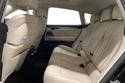 Musta BMW 640 Gran Turismo 2018 kuva 8.