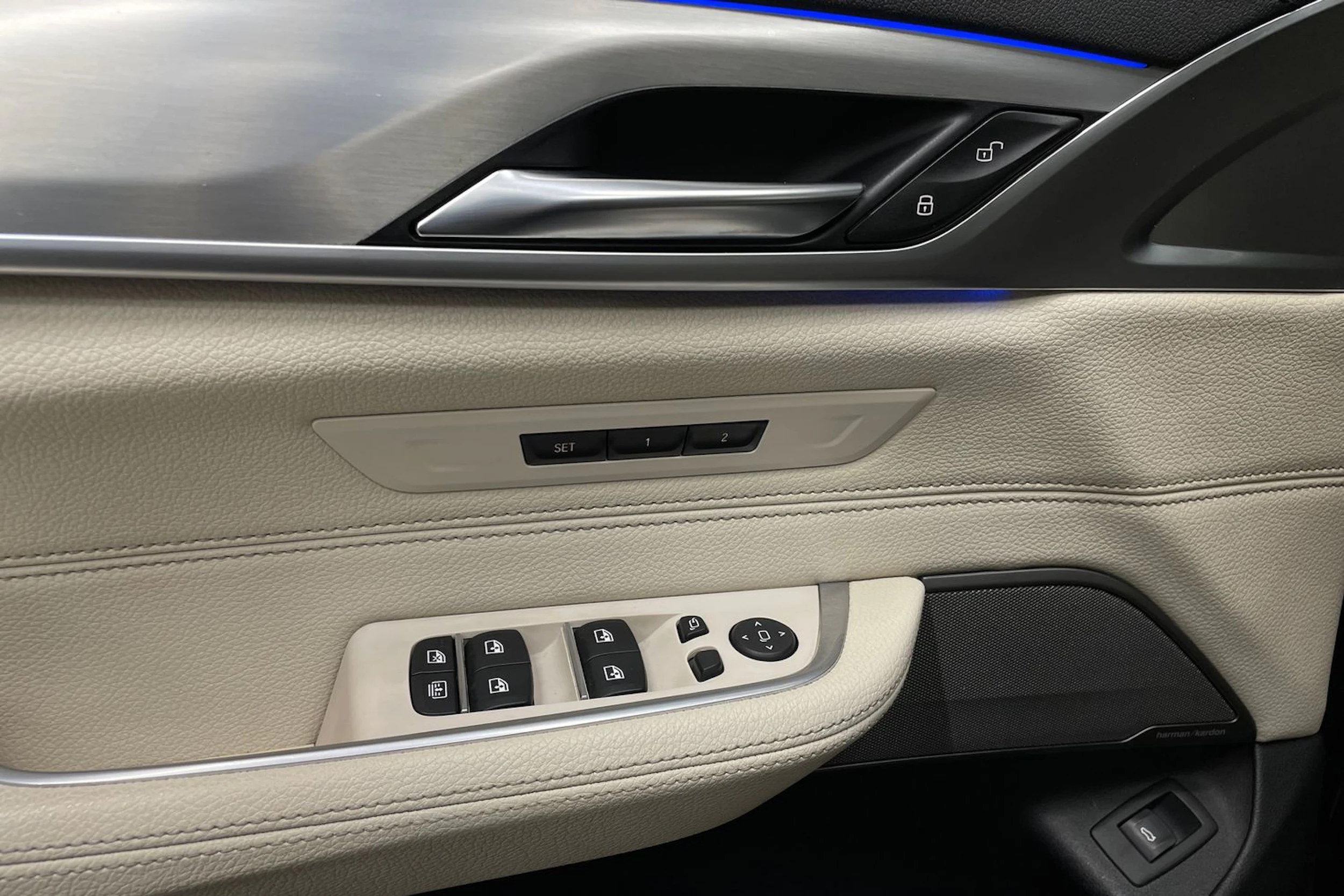 Musta BMW 640 Gran Turismo 2018 kuva 22.