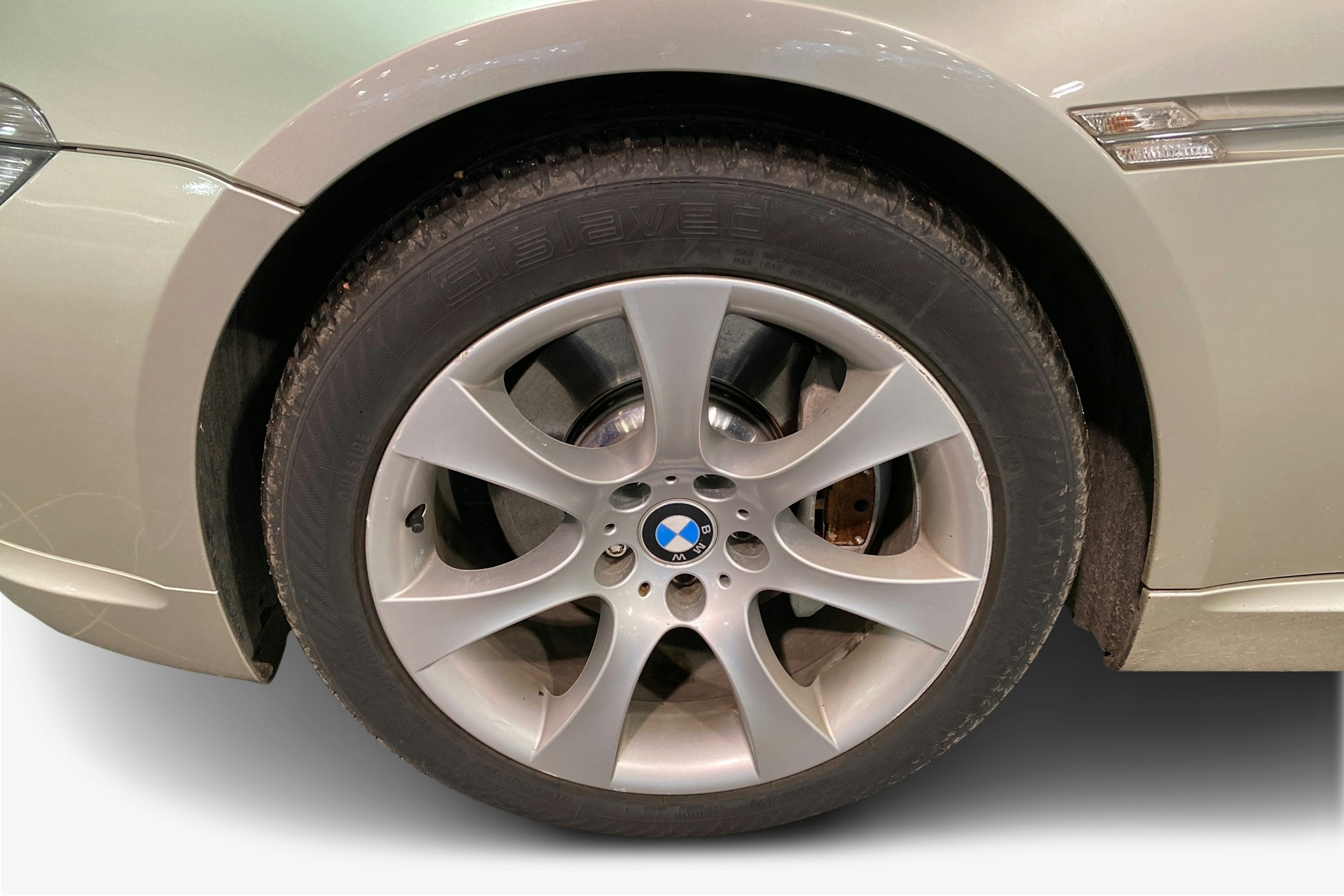 hopea BMW 645 2005 kuva 11.