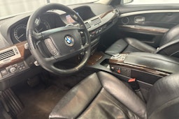 hopea BMW 730 2006 kuva 6.