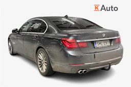 harmaa BMW 730 2014 kuva 2.