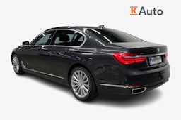 harmaa BMW 730 2016 kuva 2.