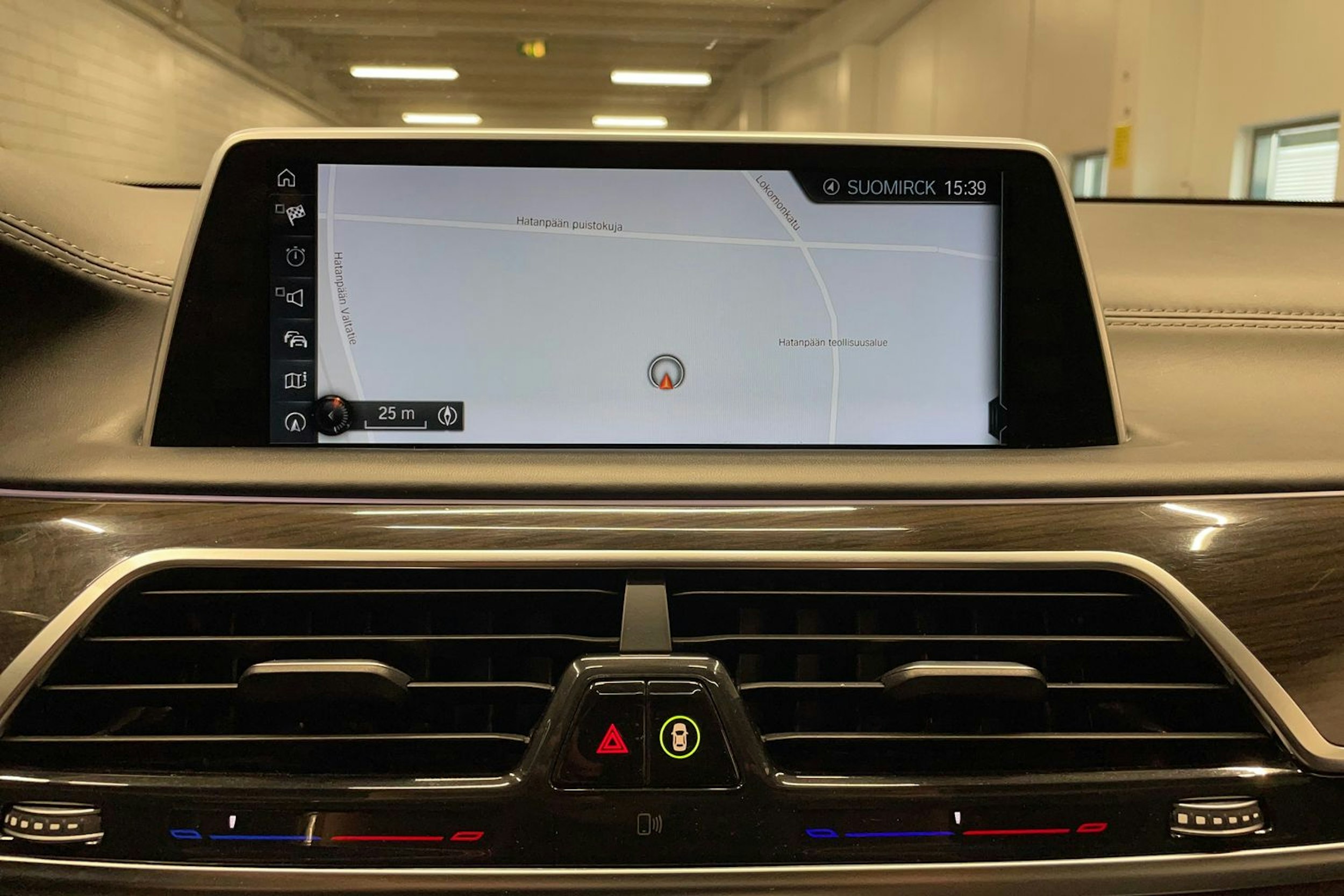 harmaa BMW 730 2016 kuva 25.