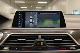 harmaa BMW 730 2016 kuva 26.
