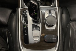 harmaa BMW 730 2016 kuva 28.