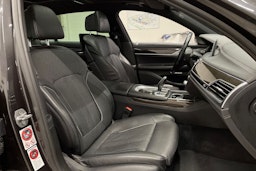 harmaa BMW 730 2016 kuva 31.