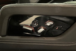 harmaa BMW 730 2016 kuva 36.