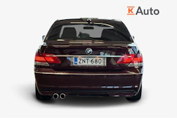 punainen BMW 740 2008 kuva 3.