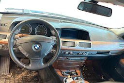 punainen BMW 740 2008 kuva 7.