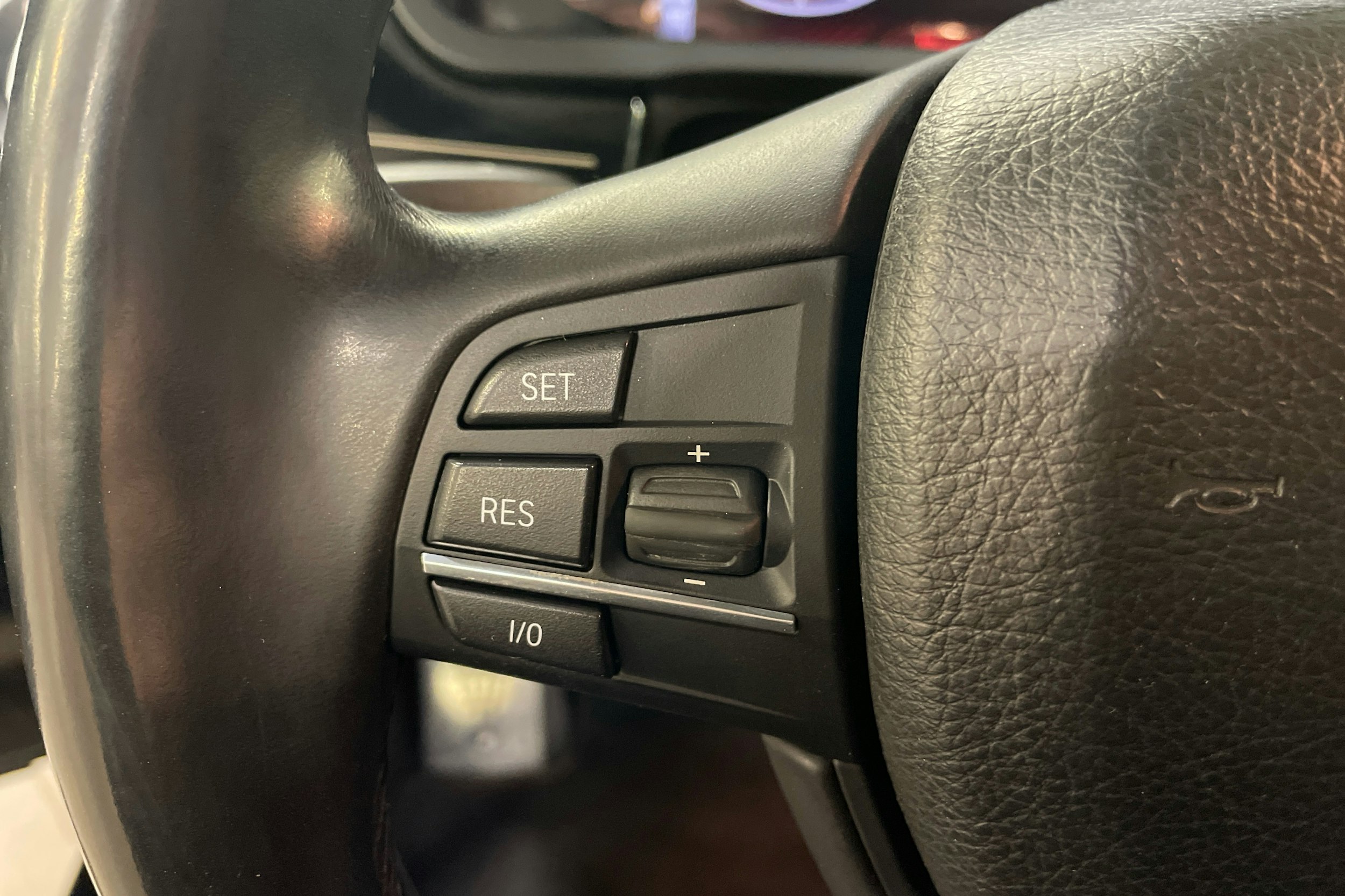 musta BMW 740 2010 kuva 22.