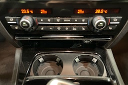 musta BMW 740 2010 kuva 26.