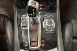 musta BMW 740 2010 kuva 31.