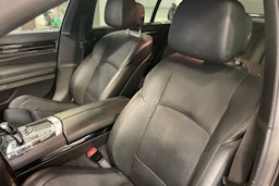musta BMW 740 2010 kuva 38.
