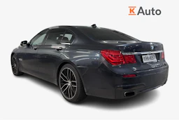 harmaa BMW 740 2011 kuva 2.