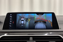 musta BMW 740 2017 kuva 24.