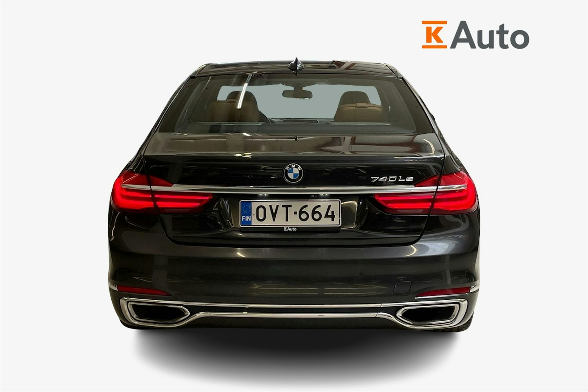 harmaa BMW 740 2017 kuva 3.