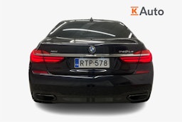 Musta BMW 740 2017 kuva 3.