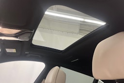 Musta BMW 740 2017 kuva 18.