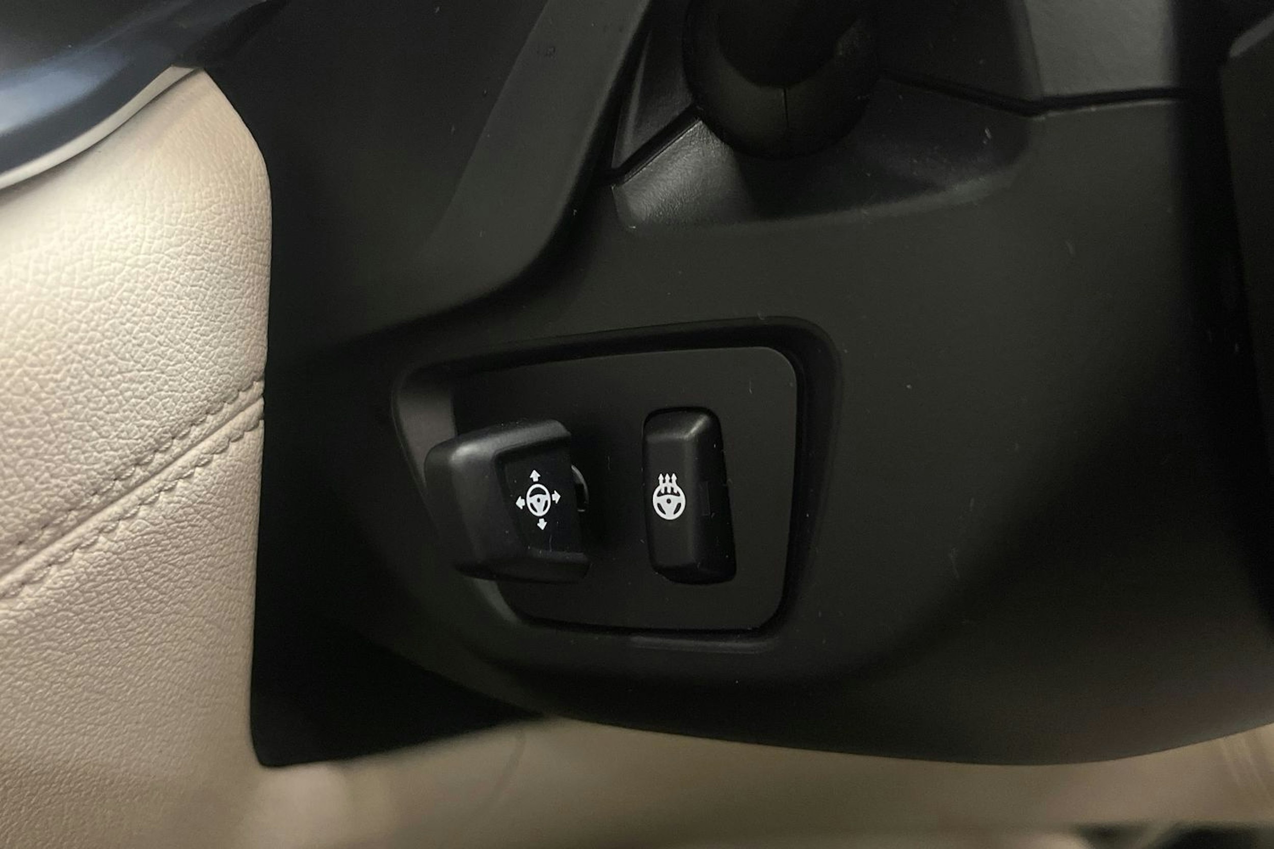 Musta BMW 740 2017 kuva 19.