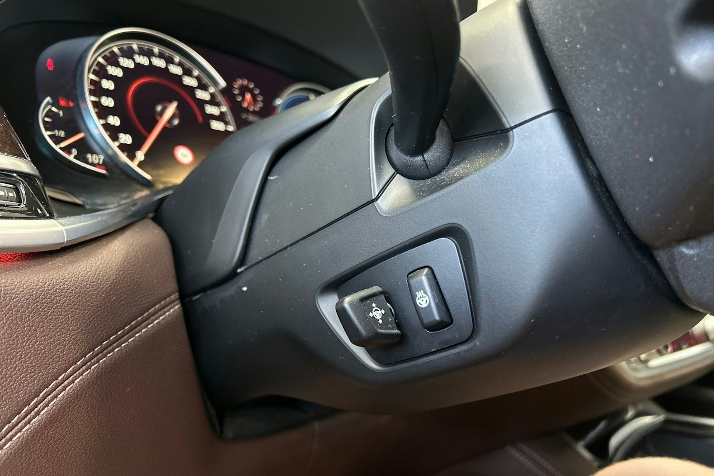 valkoinen BMW 740 2017 kuva 27.