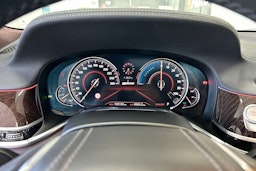 valkoinen BMW 740 2017 kuva 30.