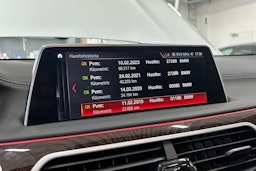 valkoinen BMW 740 2017 kuva 36.