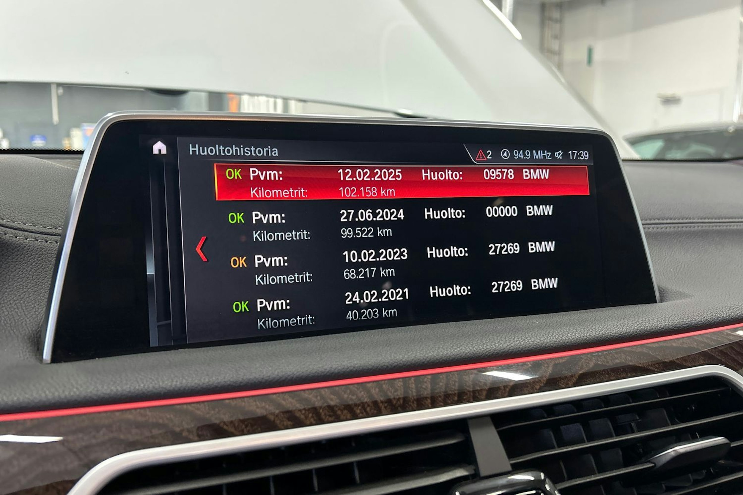 valkoinen BMW 740 2017 kuva 37.