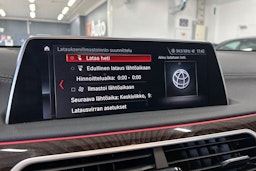 valkoinen BMW 740 2017 kuva 41.