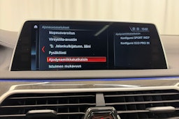 sininen BMW 740 2017 kuva 26.