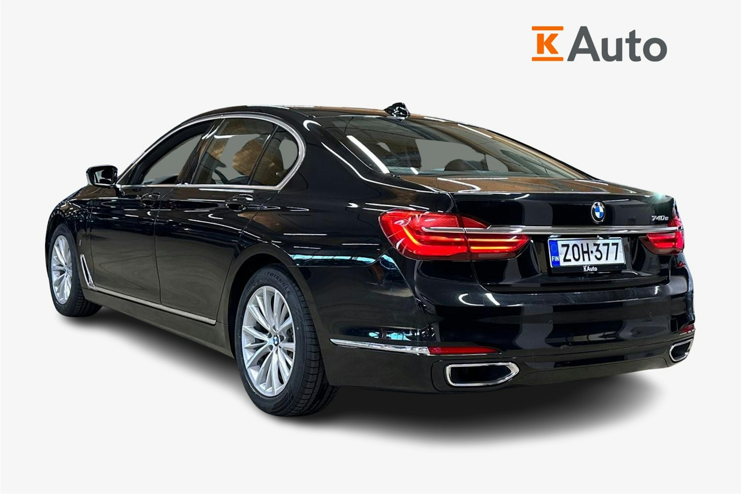 musta BMW 740 2017 kuva 2.