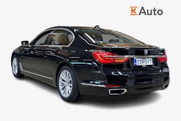 musta BMW 740 2017 kuva 2.