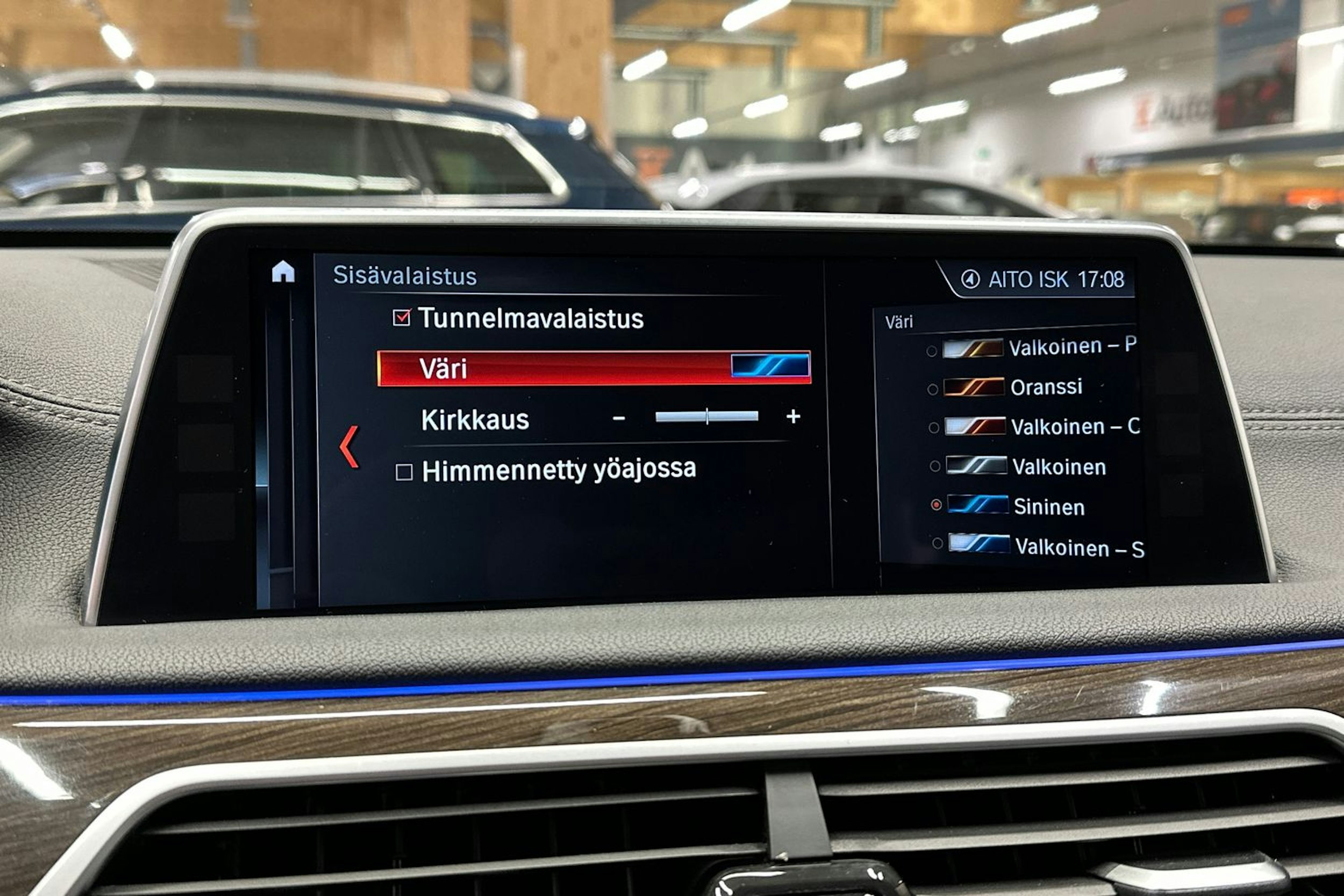 musta BMW 740 2017 kuva 24.