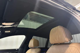 ruskea (beige) BMW 740 2018 kuva 9.
