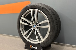 harmaa BMW 740 2018 kuva 13.