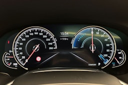 harmaa BMW 740 2018 kuva 25.