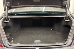 harmaa BMW 740 2018 kuva 31.